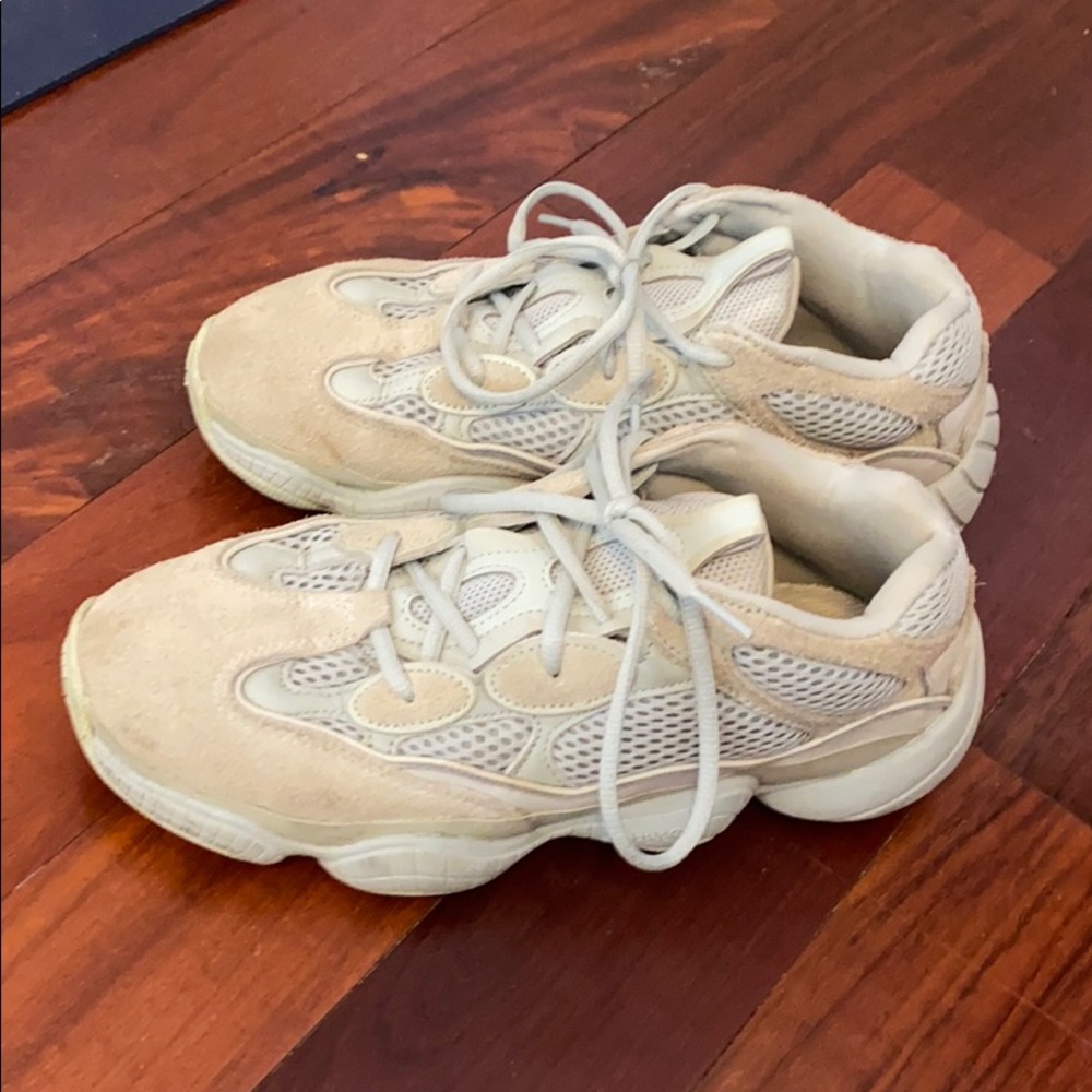 Yeezy salt 500. 220 on 🅿️